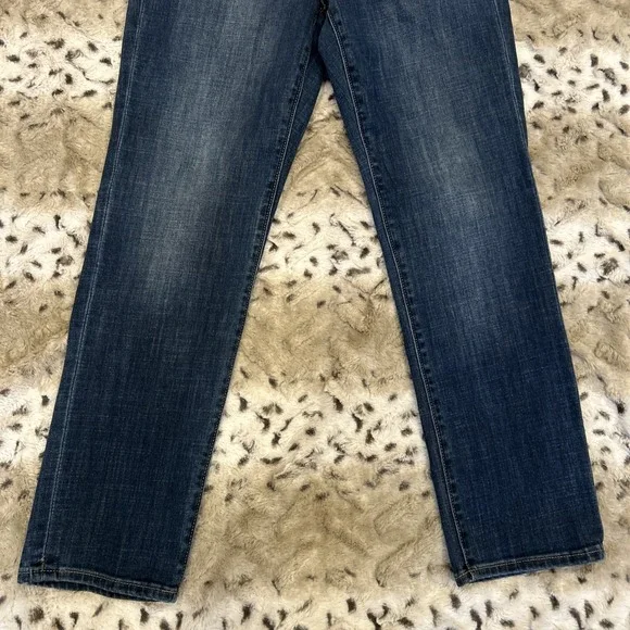 Women's Lucky Brand Sweet N Crop Dark Wash Jeans Mid Rise  Sz. 6/28 - Picture 2 of 9